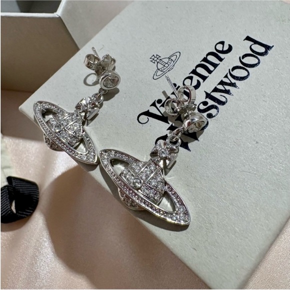 Vivienne Westwood Earrings with Dust and Box - Picture 6 of 10